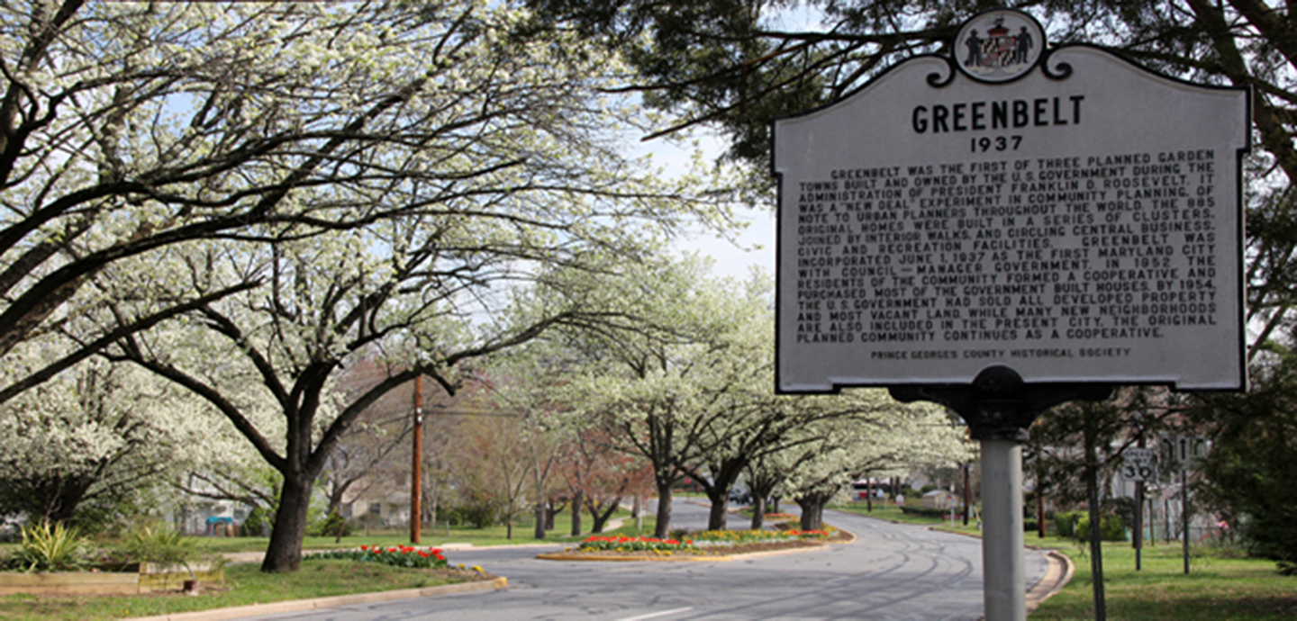 Plaque commemorating the establishment of Greenbelt in 1937